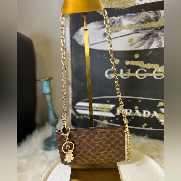Excellent Preloved Celine Pouch/wristlet for w/ unbranded gold chain and charms. - Picture 2 of 10